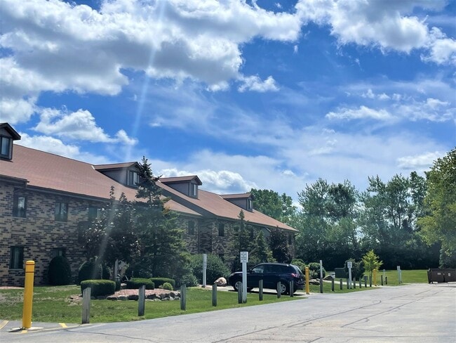 Photo - Greenfield Park Apartments