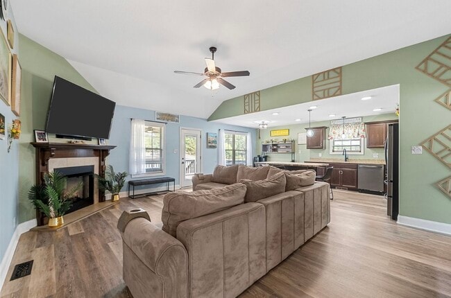 Photo - 206 Azalea Dr Casa