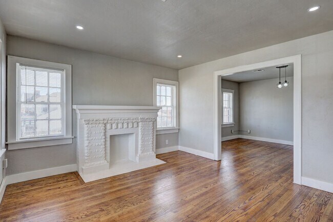 Photo - 324 NW 24th St Unit 2