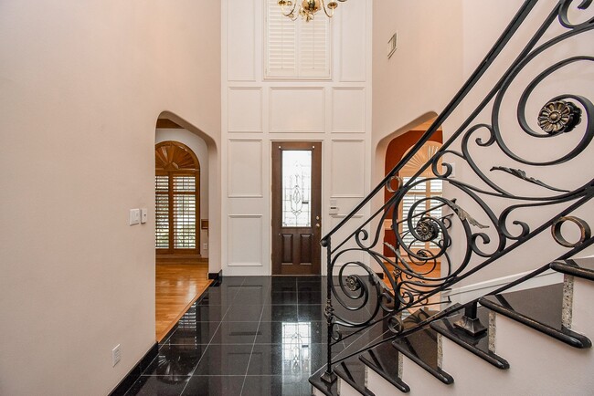 Photo - 3015 Bonnebridge Way Blvd