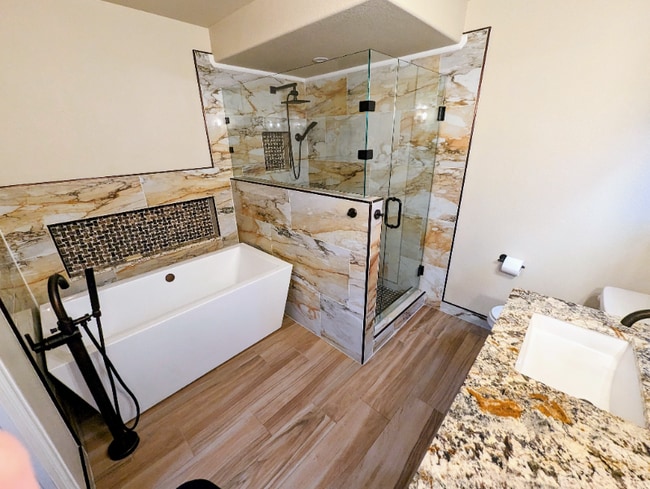 Photo - 246 Primrose Dr