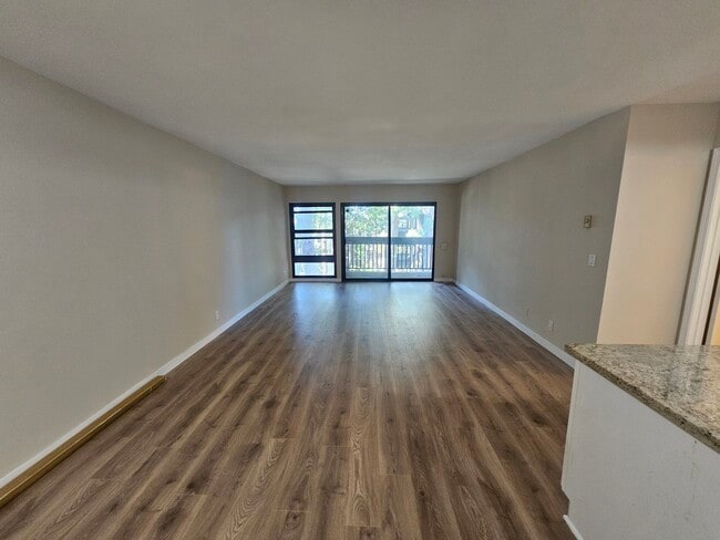 Photo - 8650 Gulana Ave