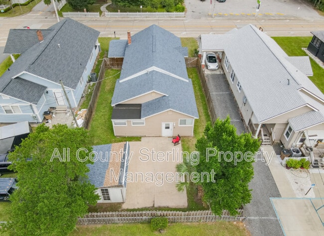 Building Photo - 348 S Marion Ave Unit B