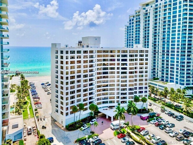 Building Photo - 3505 S Ocean Dr Unit 911