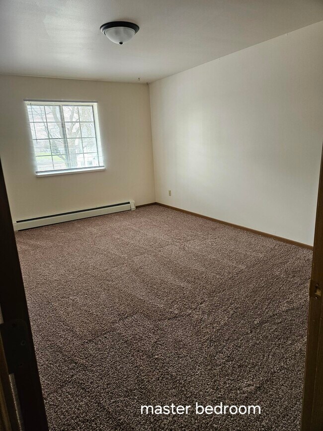 Lincoln School Apartments