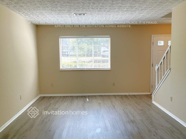 Photo - 2647 Morgan Lake Dr NE