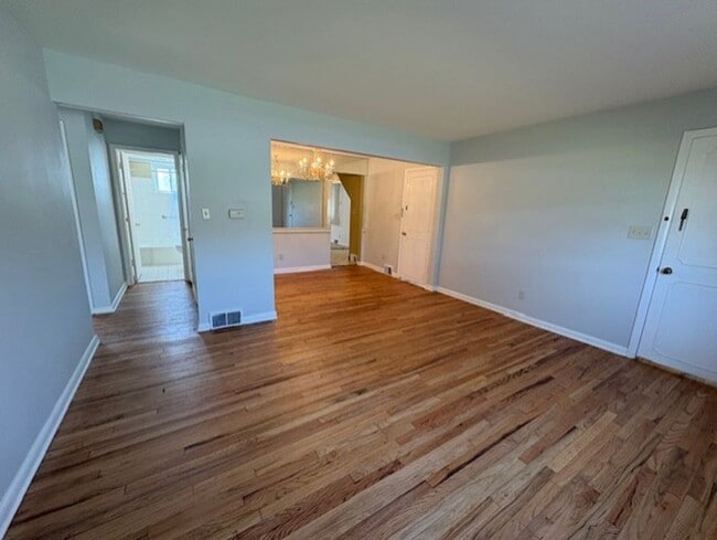 Photo - 1724-1726 Tanglewood Dr Akron OH 44313 MFH2 .PW .T1 Unit 1724 Tanglewood Dr