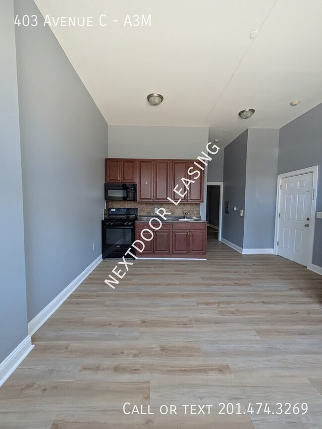 403 Avenue C Unit A3M
