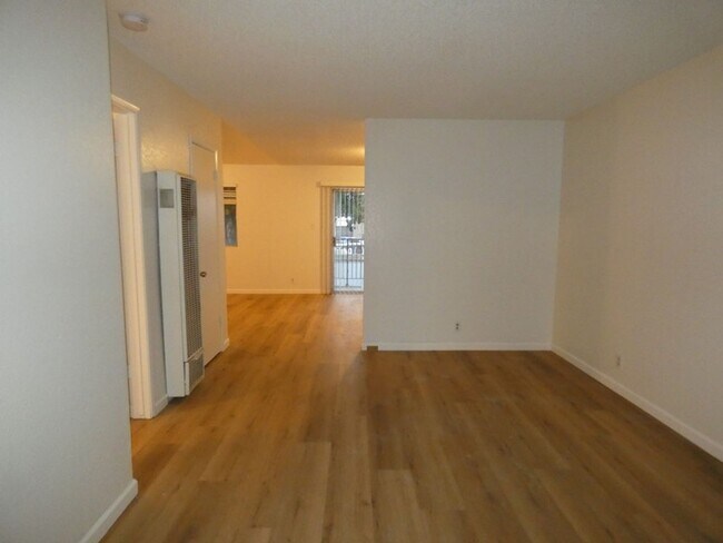 Photo - One Bedroom Apartment in Santa Maria Unit E