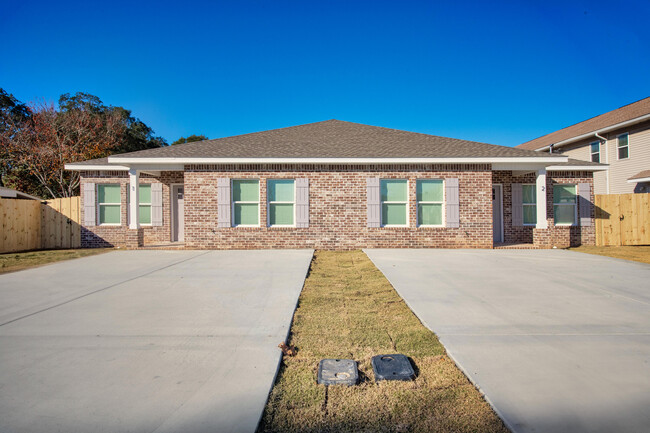 Photo - 142 Rickey Ave Townhome