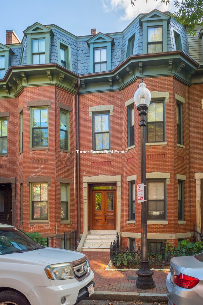 Photo - 25 Worthington St