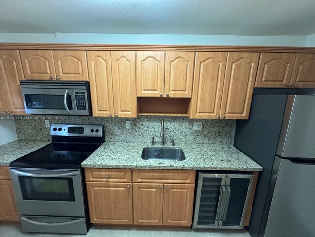 Photo - 5839 SW 74th Terrace Unit 104