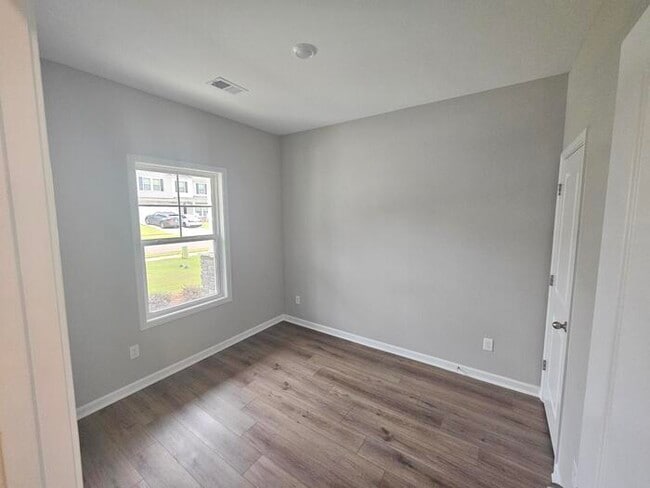 Photo - 1 year old 5 bedroom home w community pool!