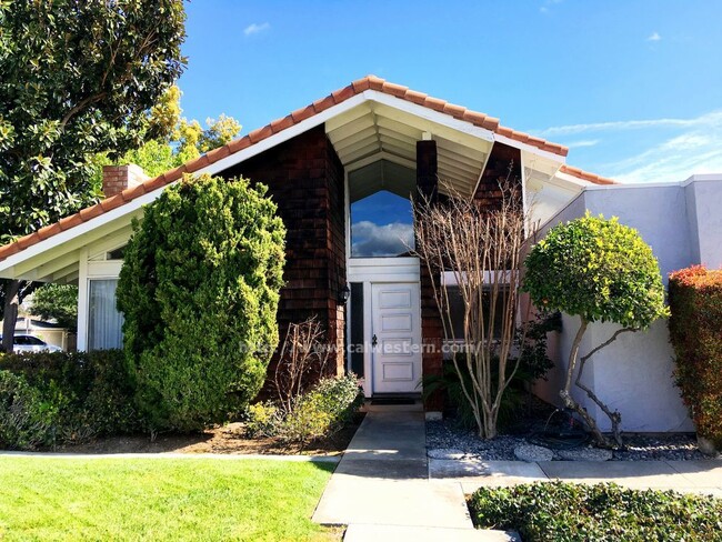 Superb 4 Bed 2 Bath Home nestled in a Priv... - Superb 4 Bed 2 Bath Home nestled in a Priv...