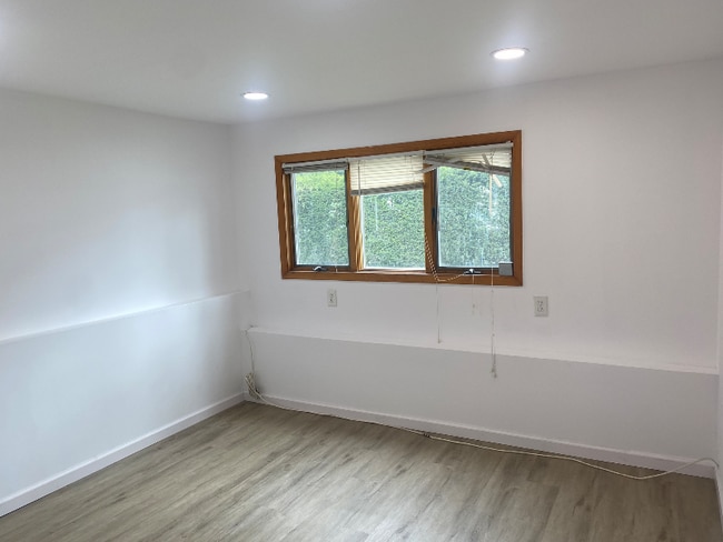 Photo - 46 Pearsall Pl Unit 1A