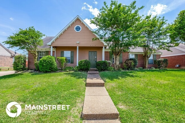 Building Photo - 6719 Ross Manor Dr Rental