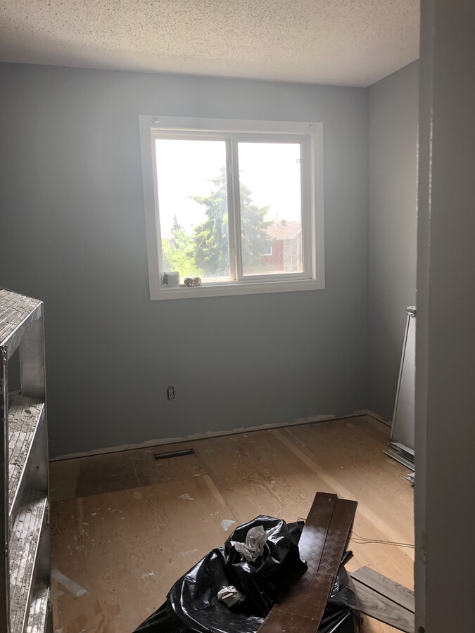 Photo - 13267 47 St NW