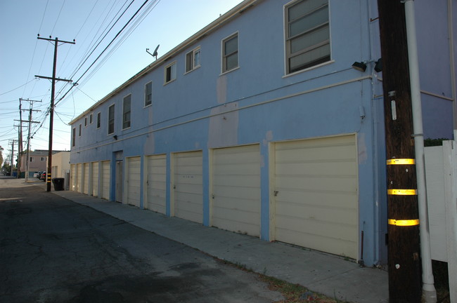 2010 Ocean Park Blvd