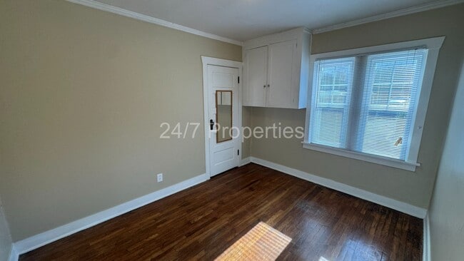 Photo - Vintage 1BD/1BA - Hawthorne/Belmont! Unit 2912