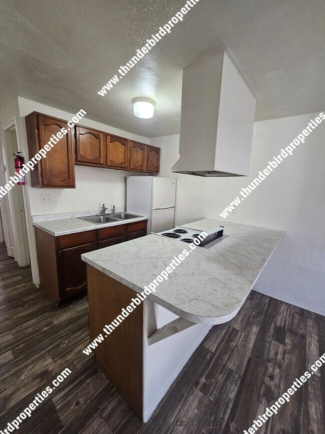 Photo - 1212 Lead Ave SE Unidad 1212 Lead SE_ C