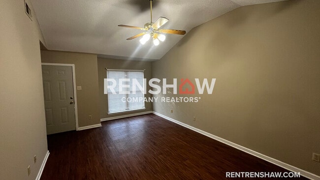 Photo - 2230 Curbertson St