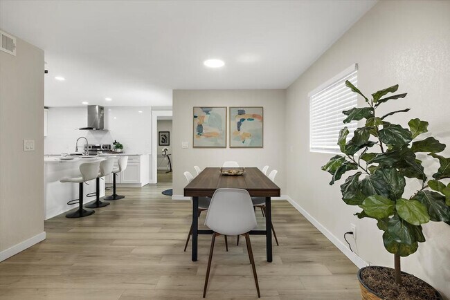 Photo - 2410 W Bruneau Pl Unidad ID1310551P