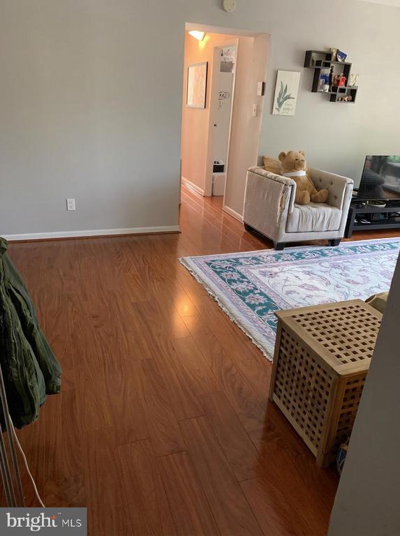 Photo - 615 Center St