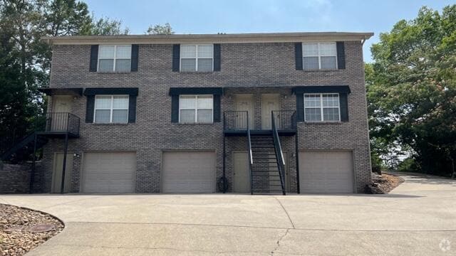 Building Photo - 2956 Landmark Ct NE Rental