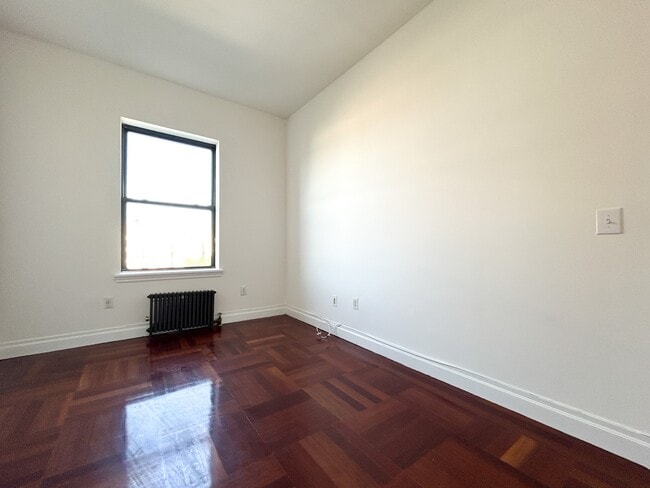 Building Photo - 607 W 137th St Rental