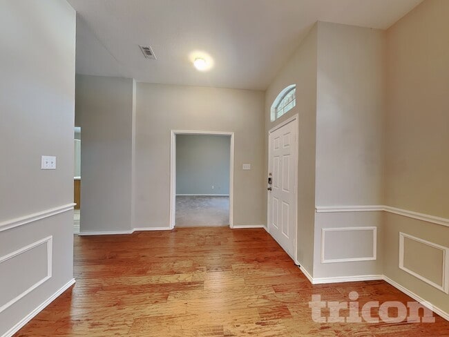 Photo - 4702 Valleyview Dr