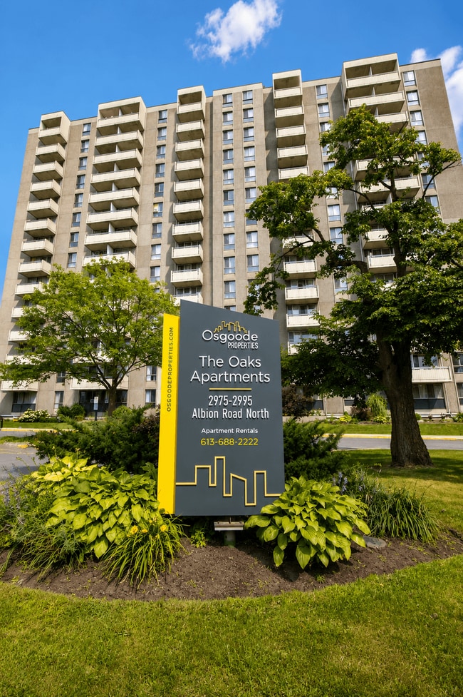 Building Photo - The Oaks Apartments