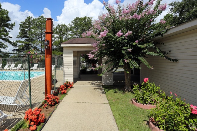 Turtle Creek Apartments