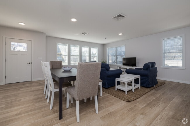 3BR, 2.5BA - 1,707SF - Dining Room and Living Room - Oak Grove Apartments