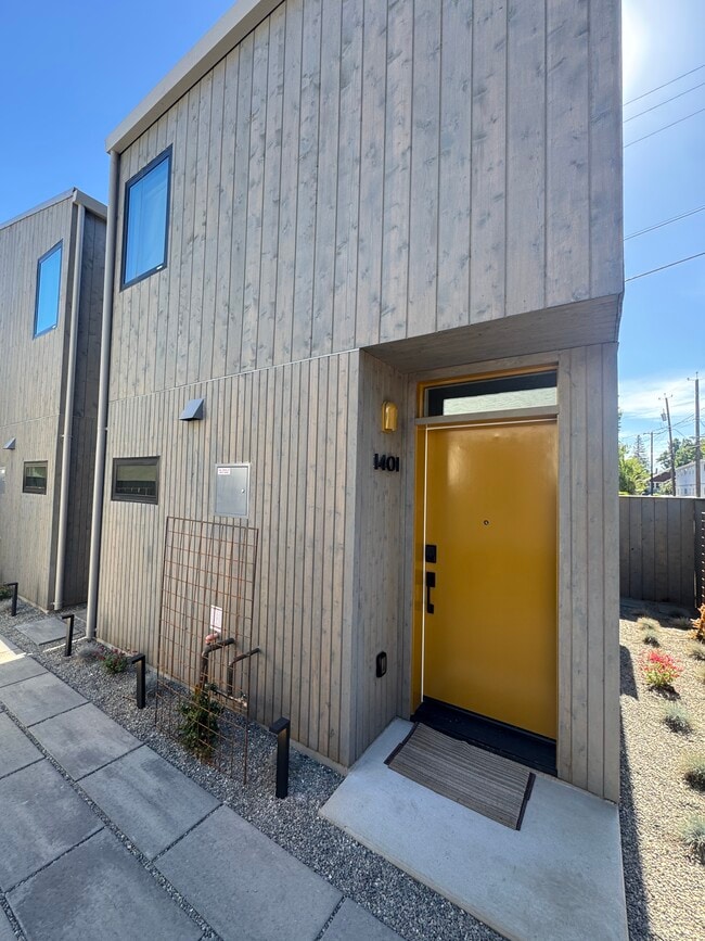 Building Photo - 1401 Tomato Aly Rental