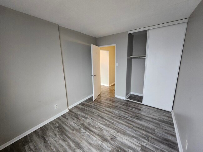 Photo - 411 Ellerdale St Unit 504
