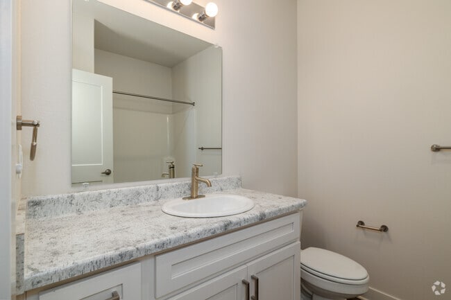 3BR, 3BA - 1212SF - Second Bathroom