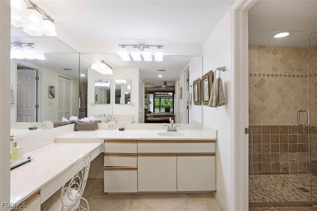 Photo - 5905 Trailwinds Dr Unit 824