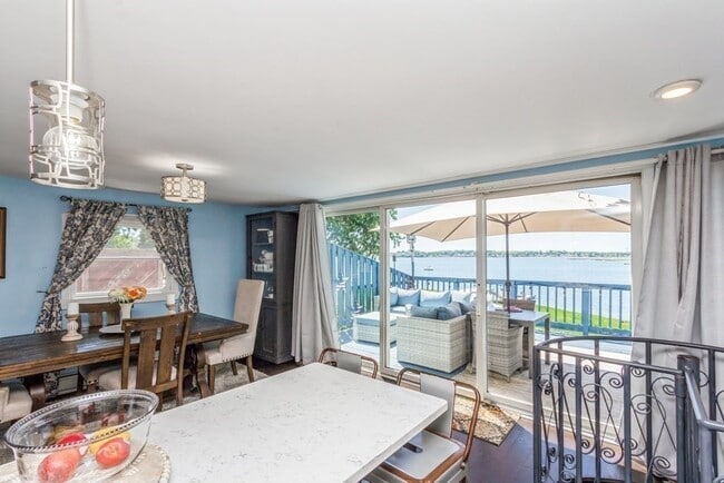 Photo - 71 Spring St Unit 71