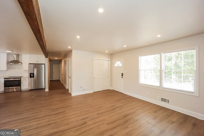 Photo - 1988 Virginia Ave