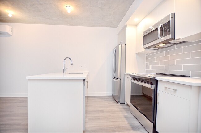 Photo - 1431 Av. de la Gare