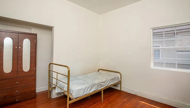 Photo - 1522 W 29th St Unit Room 3