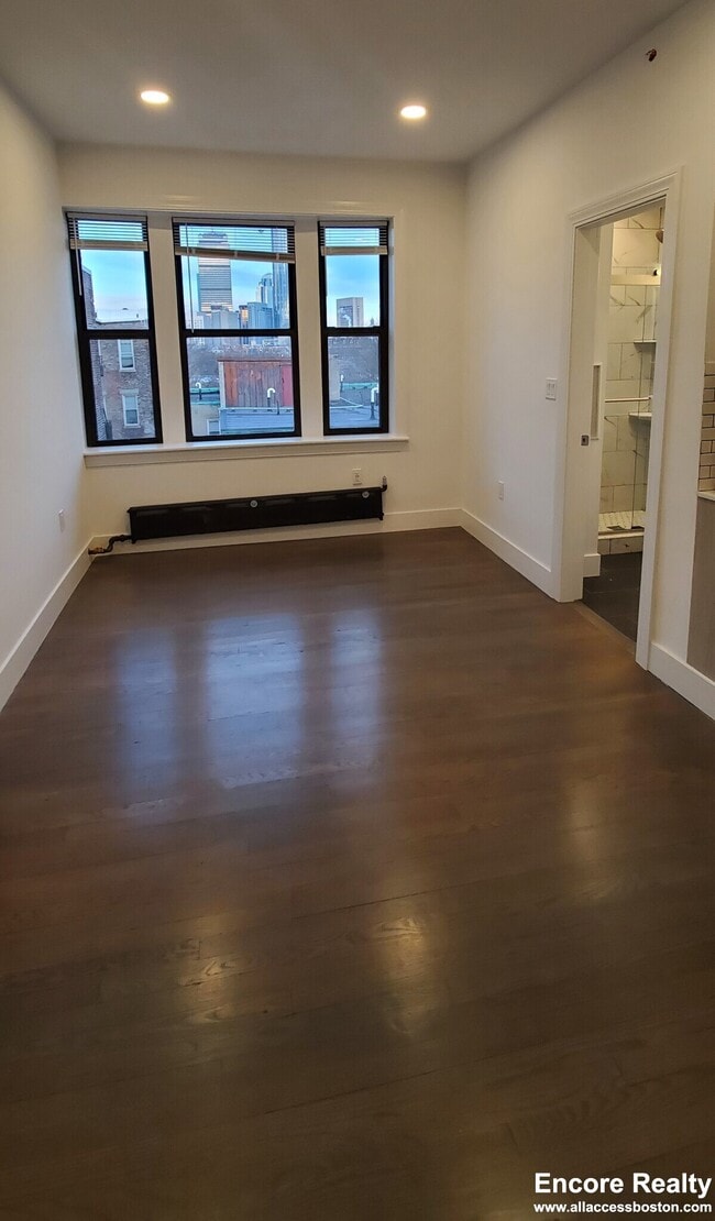 Photo - 25A Queensberry St Unit 40