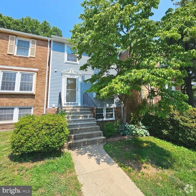 Building Photo - 5302 Harbor Ct Dr Rental