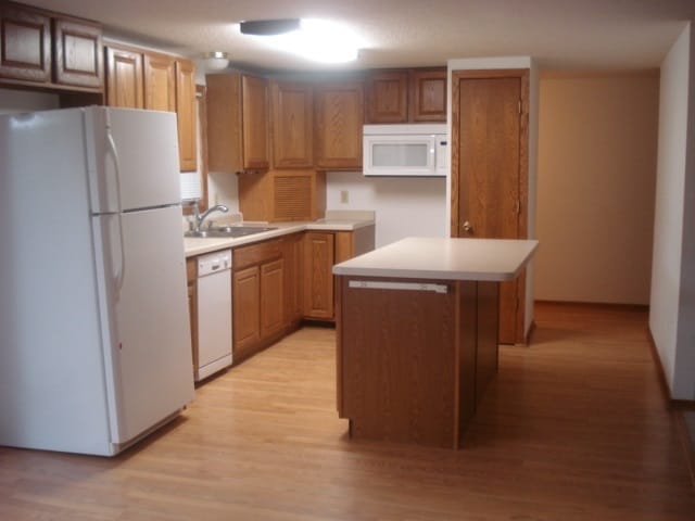 Photo - 22968 160th St NE