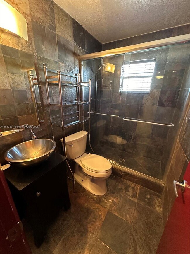 Photo - 2465 SW 18th Ave Unit 3308