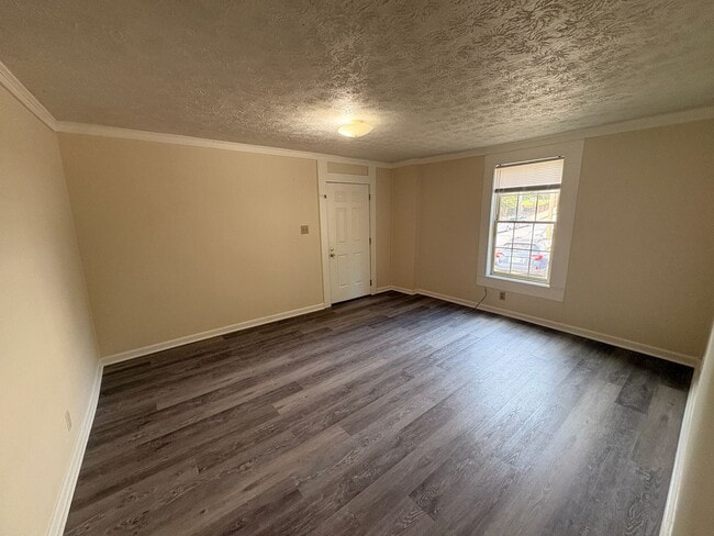 346 Reese St