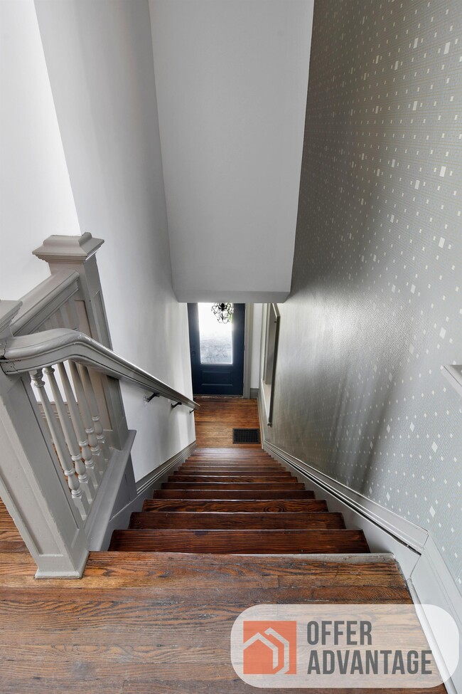 102 Florida St