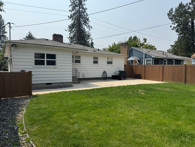 Photo - 803 E 37th Ave