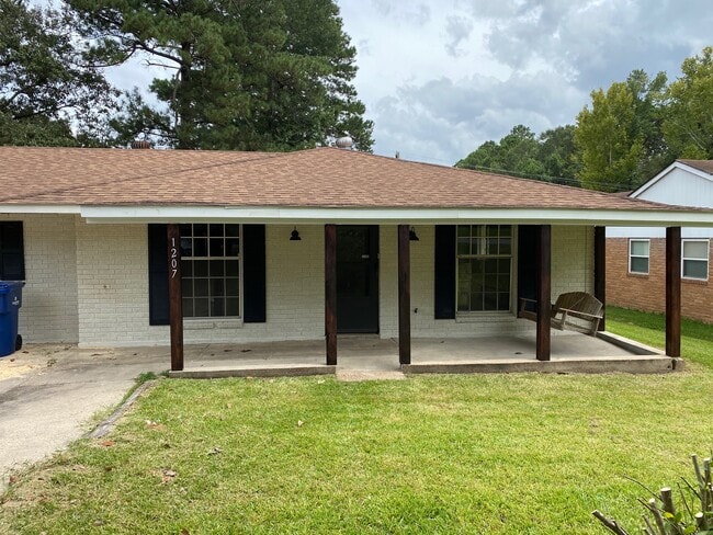 Photo - 1207 S 10th St