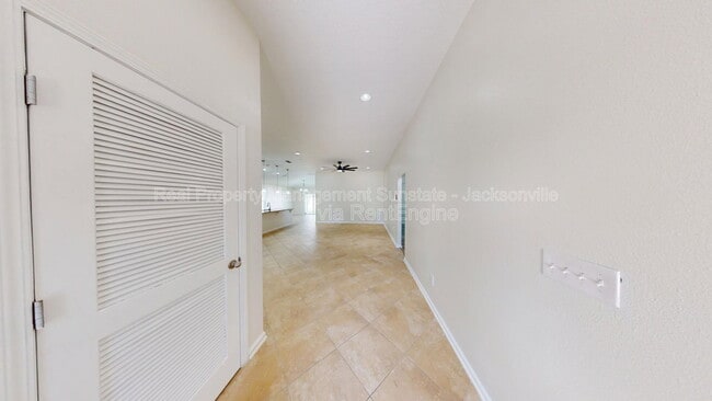 Photo - 630 Glendale Ln